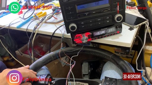 VOLANTE DO JETTA MK5 SENDO CONTROLANDO POR NOSSA CENTRAL FJ-LCW40 смотреть онлайн