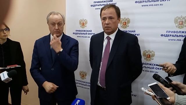 Игорь Комаров об уборке снега в области: "Ситуация улучшается, но не решена" смотреть онлайн