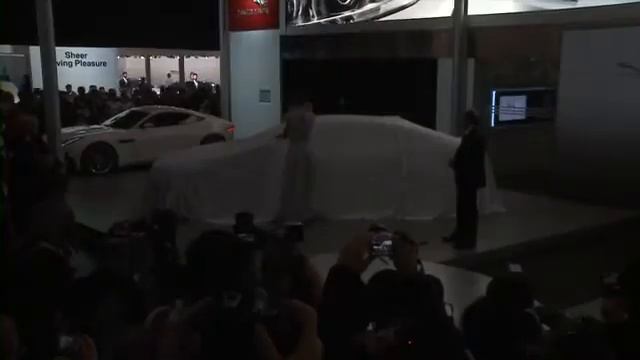 Jaguar Land Rover at the Beijing Motor Show смотреть онлайн
