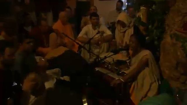 Acyuta Gopi Dd  Radhadesh Mellows 2015