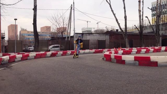 🛴Школа самоката в Детско-юношеском центре «Виктория» смотреть онлайн