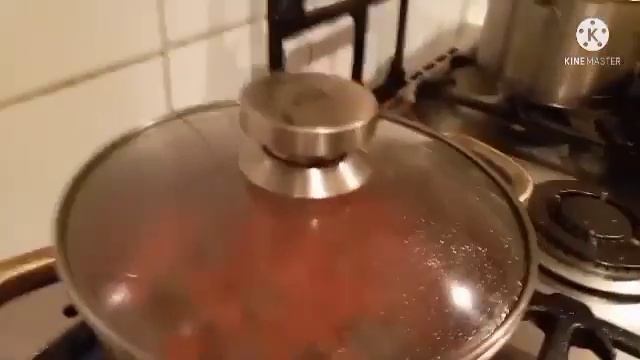 Spaghetti tomato sauce with meat ball@AmyGaudiano смотреть онлайн