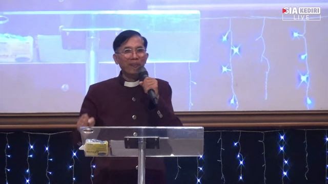 IBADAH UMUM 2 - GIA KEDIRI | Minggu, 18 Desember 2022 | Pdt. Yahya Suwarno смотреть онлайн