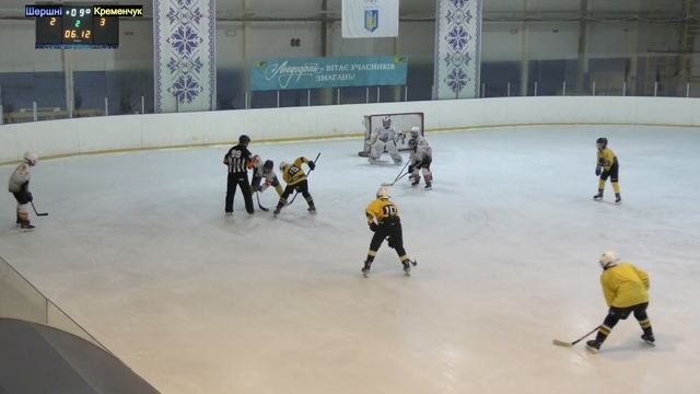 Шершні - Кременчук (10:45) 7 матч смотреть онлайн