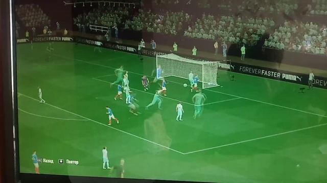 Фифа 19 Карьера за Портсмут , самая дорогая продажа из клуба . Начало тяжёлого пути в АПЛ