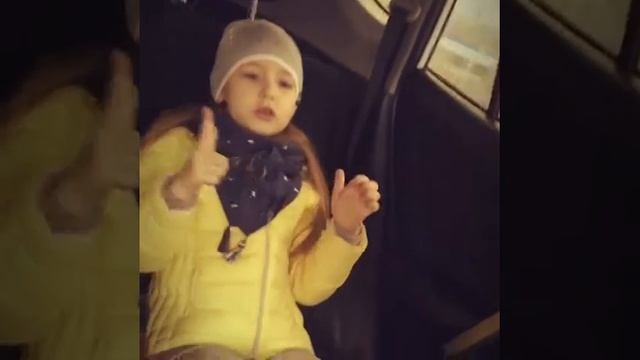 Едем в ТЦ COLUMBUS за одеждой в Тайланд! Мисс Вики смотреть онлайн