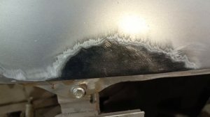 как зачистить ржавчину на автомобиле под эпоксидный грунт,для дальнейшего шпатлевания.