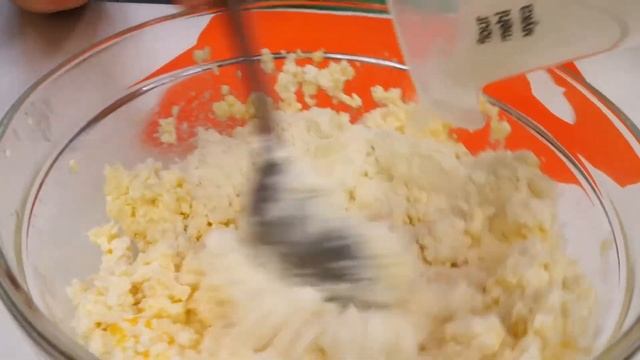 Железный Человек и Человек Паук проголодались! Игрушки готовят обед для детей смотреть онлайн