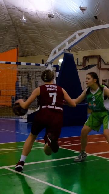 Баскетбол 55 девушки #shorts basketball школьницы смотреть онлайн