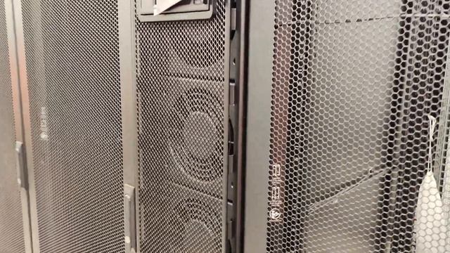All in One Easy Modular Data Center Schneider Electric смотреть онлайн