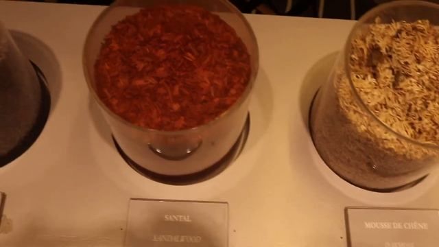 дом парфюмерии Париж, Франция, Новый год 2020, 2021, 2022