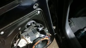 Замена штатных динамиков в Volkswagen passat b6 на Dl audio Gryphon pro 165 midbass