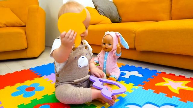 Игры с детьми - Маша Капуки и Свинка Пеппа в шоу Мамина школа - Беби Бон видео смотреть онлайн