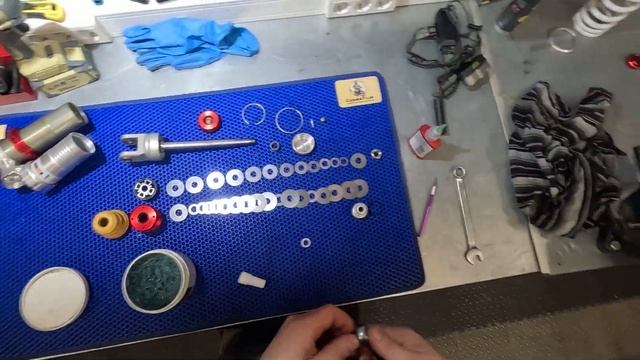 Сервис заднего амортизатора Kews безлинк