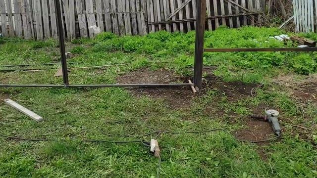 ЗАБОР ИЗ ПРОФНАСТИЛА ЗА 5 ДНЕЙ своими руками (с калиткой и воротами) смотреть онлайн