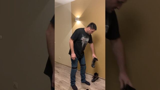 Школа мастера Пикачу «Буду ездить на байке в офис на работу!». Хм, ну чё бы нет… смотреть онлайн