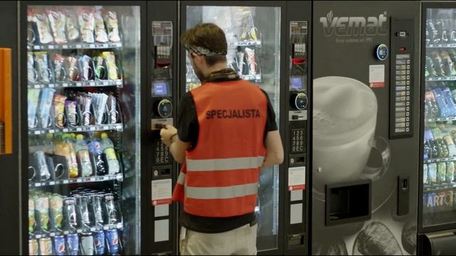 Rhenus Warehousing solutions for fashion in Poland - Join the team! смотреть онлайн