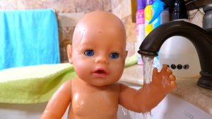 Беби Бон испачкалась! Стираем вещи Беби Бон - Мультики для девочек