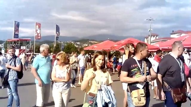 В Олимпийском парке Сочи-болельщики перед матчем смотреть онлайн