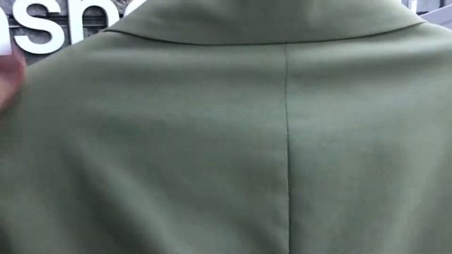 Видеообзор костюма ЛАДИС ЛАЙН 929 смотреть онлайн