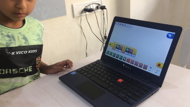 Lego Milo The Science Rover Using Tilt Sensor Explained by Ved Chamadia Robofunlab Porbandar смотреть онлайн