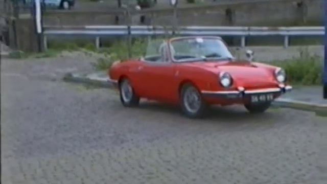 Fiat 850 Spider Meeting 1995 Maassluis смотреть онлайн