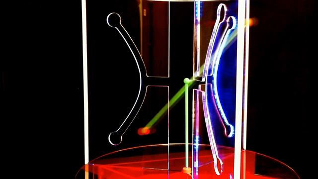 Hyperboloid смотреть онлайн