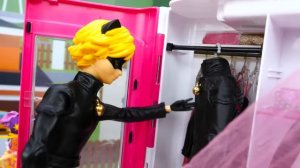 Барби в костюме Леди Баг - Сажаем огород. Леди Баг и Супер Кот в ToyClub