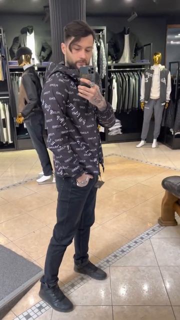 Ветровка мужская Philipp Plein с капюшоном черная с принтом, стильная мужская ветровка непромокаема смотреть онлайн