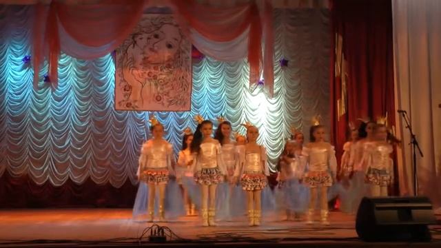 Народный хореографический коллектив DANCING "несчастные царевны" (Рук. Л. Романенко) смотреть онлайн