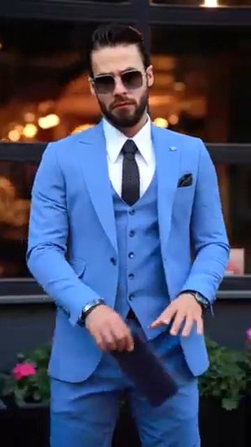 GentWith Groton Azure Blue Slim Fit Peak Lapel Suit смотреть онлайн