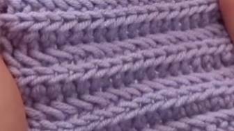 Связать объёмную резинку можно не только спицами, но и крючком смотреть онлайн