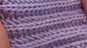 Связать объёмную резинку можно не только спицами, но и крючком