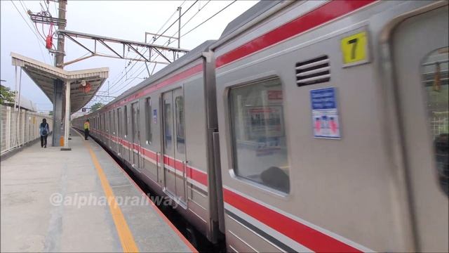 Kumpulan Kereta KRL Commuter Line Di Stasiun Lenteng Agung : Kereta KRL JR 205 Marchen & Tokyu 8500
