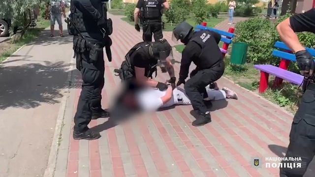 Слідчі скерували до суду обвинувальний акт щодо чоловіка, який організував вбивство конкурента смотреть онлайн