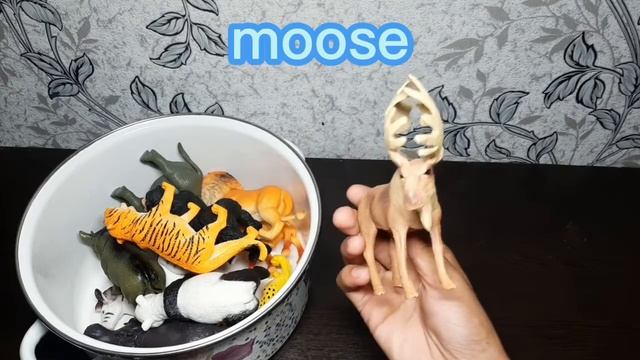 Zoo animals figure review, zebra, giraffe, tiger, lion, elephant, hippo, snake, rhino, cow, horse, смотреть онлайн
