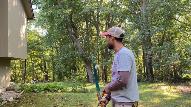 35yd Bear Super Grizzly vs. Ben Pearson смотреть онлайн