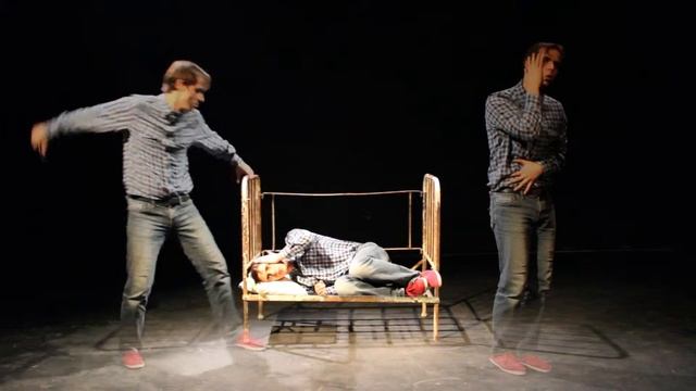 Vene Teater, Человек - Подушка смотреть онлайн