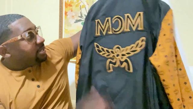 MCM sneaker Review & MCM jacket and MCM glasses смотреть онлайн