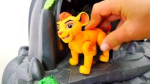 Игрушки из мультика Львиная охрана. Король лев Распаковка