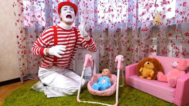 Видео куклы Беби Бон – Как успокоить Baby Born? – Новые видео игры для девочек Дочки Матери. смотреть онлайн