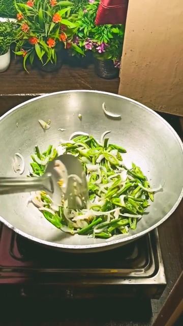 Green Chaumin recipe #shorts #YouTubeshot #shortsvideo #shortspeed #Chauminrecipe смотреть онлайн