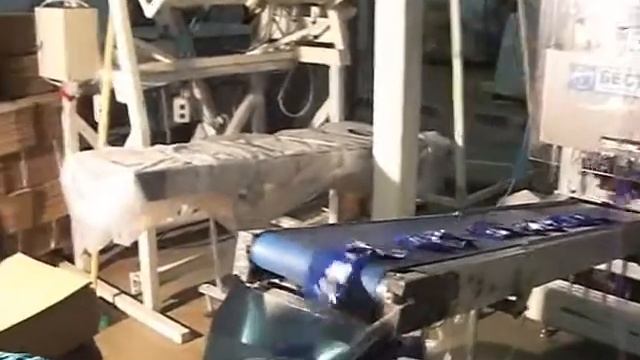 Упаковка снеков со скоростью 160 упаковок в минуту. смотреть онлайн