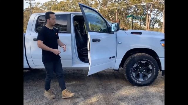 New ram Australia dt 1500 2020 , rebel, lift kit ,trucks n toys built смотреть онлайн
