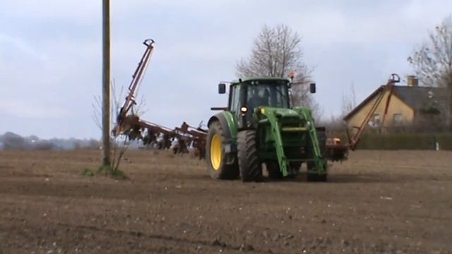 John Deere 6920 Seeding Beets смотреть онлайн