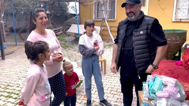 Помощь пострадавшим от землетрясения. Поездка в Хатай. смотреть онлайн