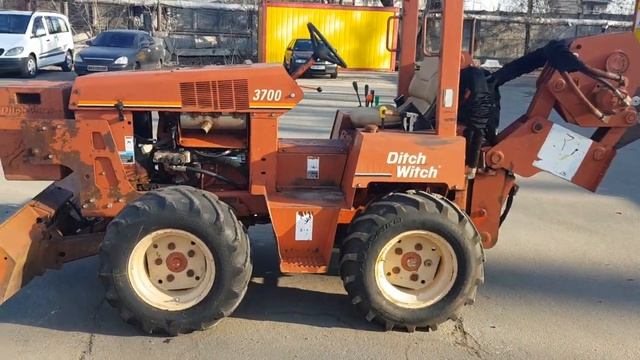 Кабелеукладчик для укладки ВОЛС. DITCH WITCH смотреть онлайн