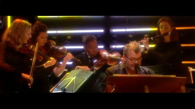 Daniël Lohues & Holland Baroque - Half April @ De Wereld Draait Door смотреть онлайн