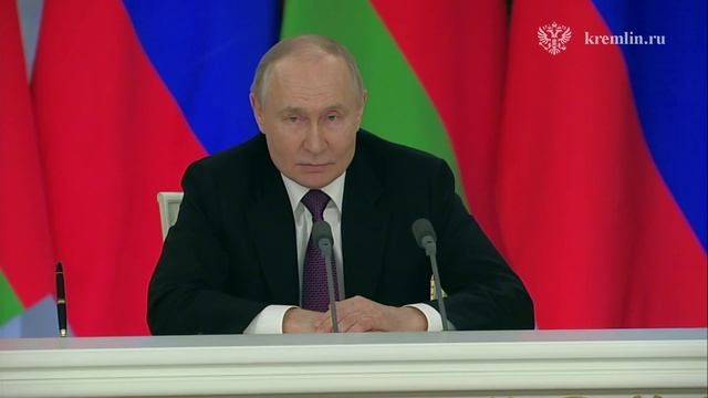 Ответ Владимира Путина на вопрос о прекращении огня на Украине. Полное видео смотреть онлайн