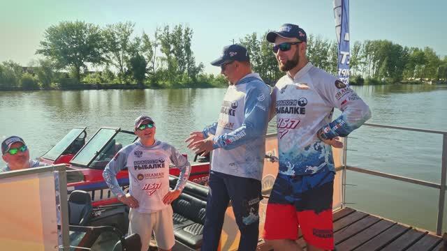 "НА ПОЛНУЮ КАТУШКУ" смотреть онлайн